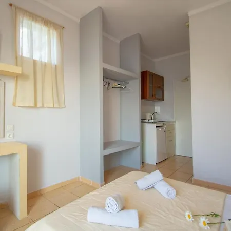 Apart Otel Agoulos